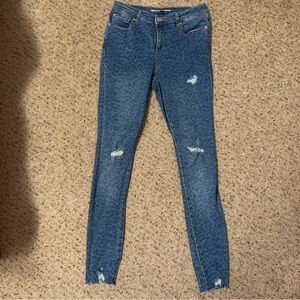 Leopard print INC International Concepts medium blue wash skinny jeans denim